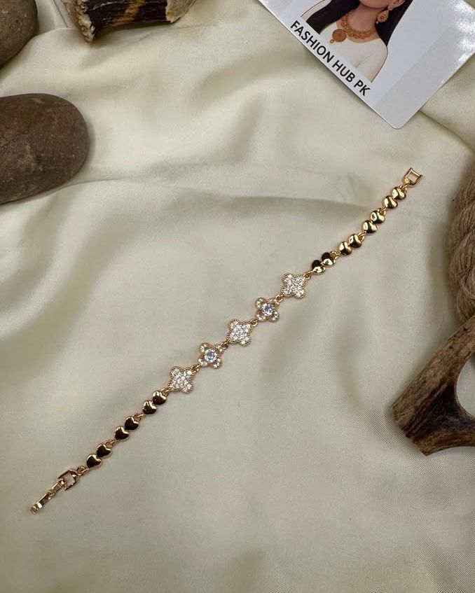 Gold-Toned Heart & Clover Bracelet – Sparkling Elegance | FashionHubPK7