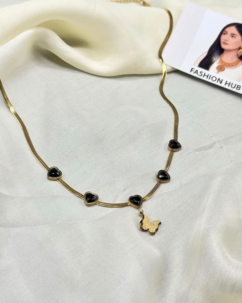 Elegant Heart & Butterfly Necklace – Gold-Tone Charm | FashionHubPK7