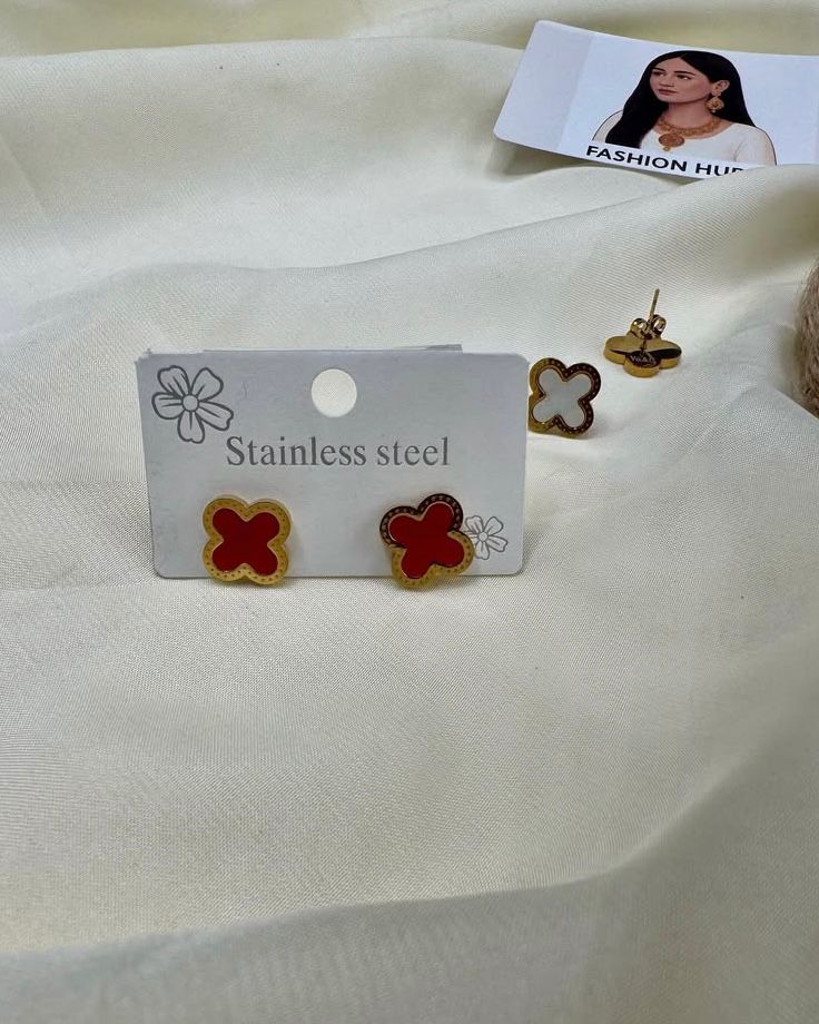 Clover-Shaped Stud Earrings – Red & White Stainless Steel Tops | FashionHubPK7