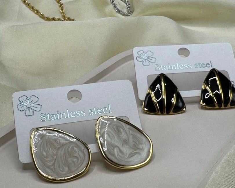 Trendy Stainless Steel Stud Earrings – White Marble & Black Gold Design | FashionHubPK7