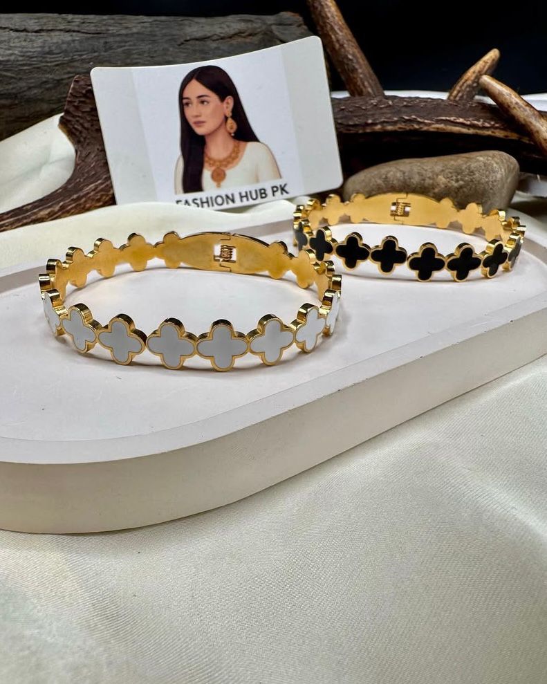Elegant Clover Bangles in Black & White β Fashion Hub PK