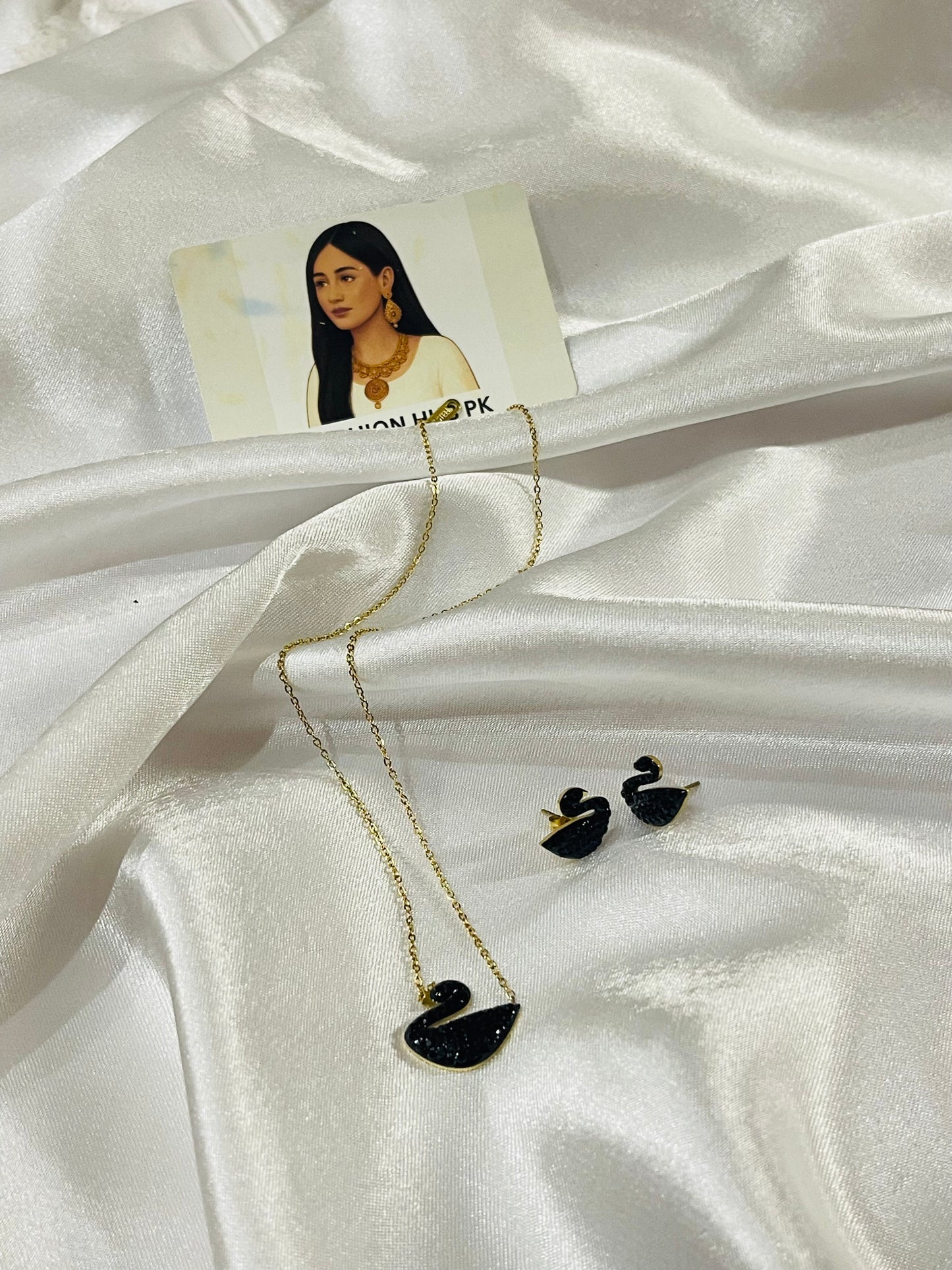 Elegant Black Swan Necklace & Earrings Set | FashionHubPK7
