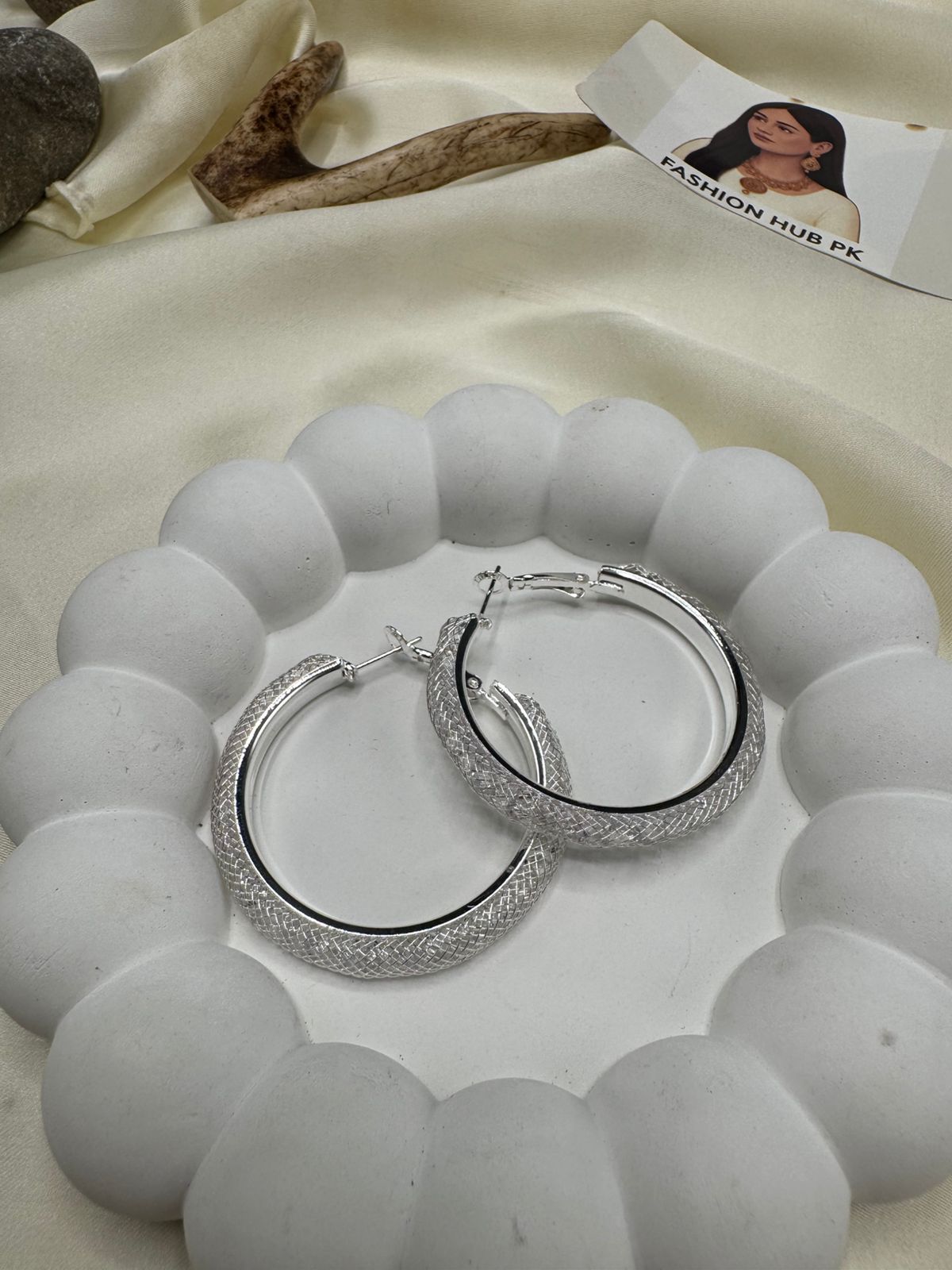 Golden & Silver Bhali – Textured Hoop Earrings for Daily & Festive Wear | FashionHubPK7