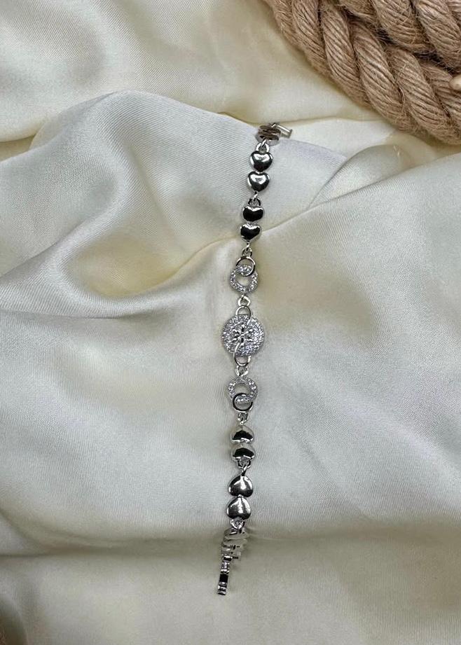 Silver Heart-Link Bracelet with Circle Stone Charm | FashionHubPK7