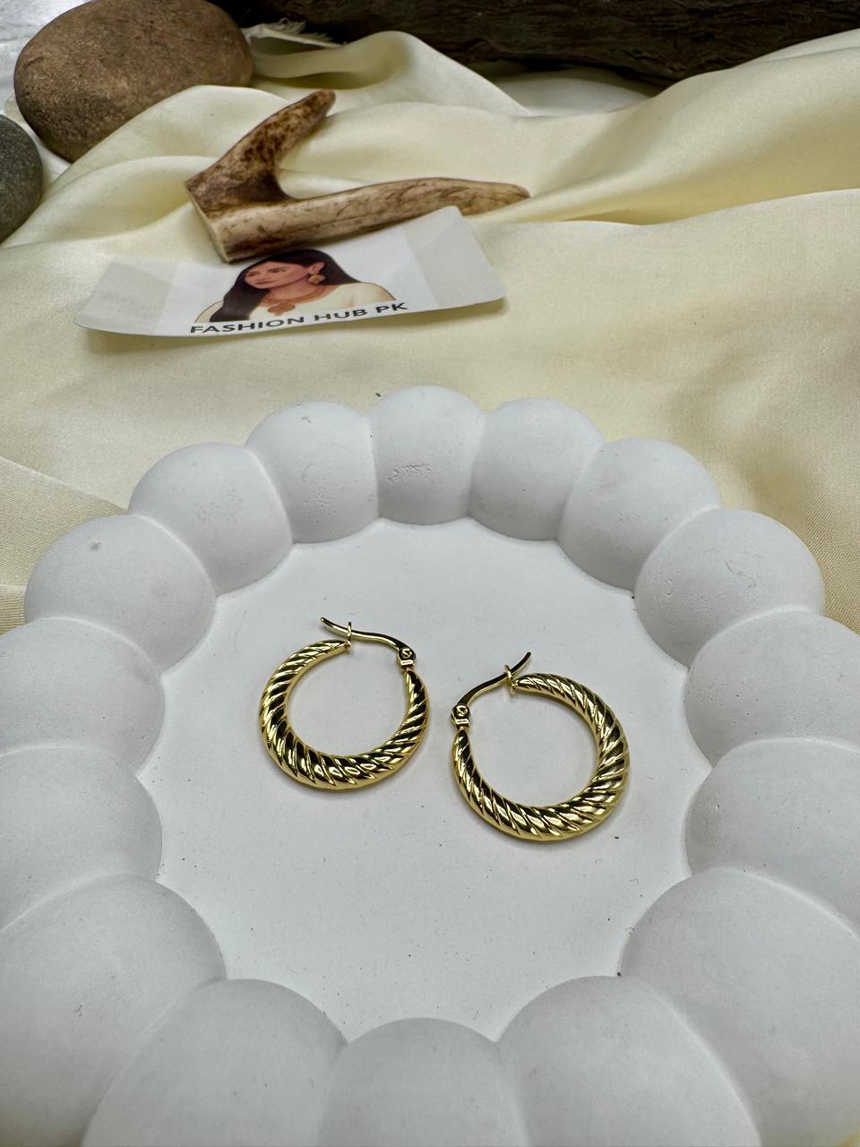 Golden Twist Hoops – Elegant Lightweight Gold Earrings for Everyday & Party Wear | FashionHubPK7