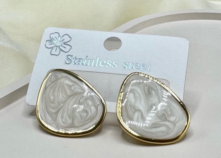 Trendy Stainless Steel Stud Earrings – White Marble & Black Gold Design | FashionHubPK7