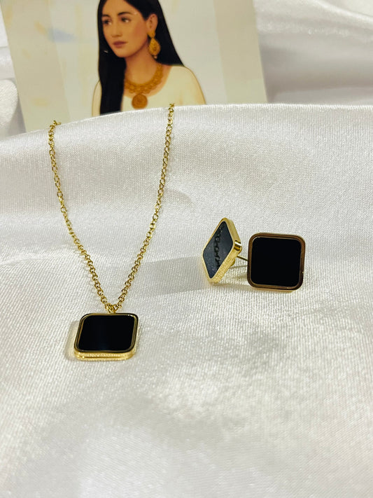 Black Square Pendant Necklace with Matching Studs – Minimalist Gold Jewelry | FashionHubPK7