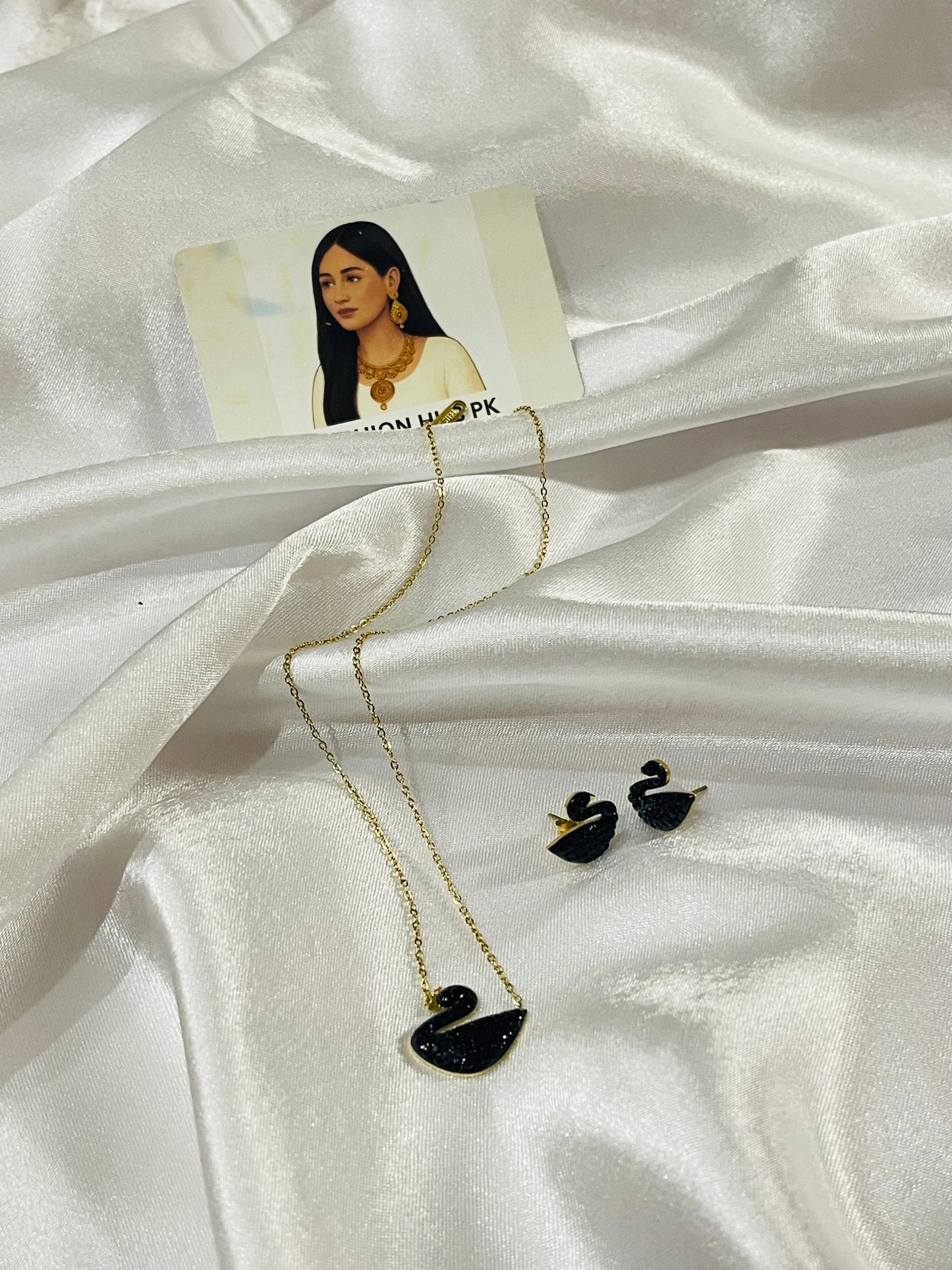Elegant Black Swan Necklace & Earrings Set | FashionHubPK7